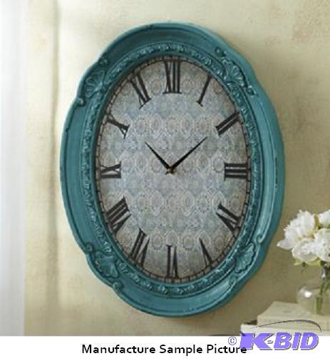 lot 13 image: Distressed Wall Clock - Teal -&nbspThis heav...