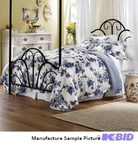 lot 62 image: Floral Toile Comforter Set - FullQueen ...