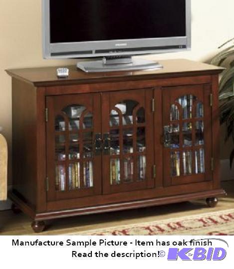 lot 72 image: Arched Mission TV Stand - OAK FINISH -Reminis...