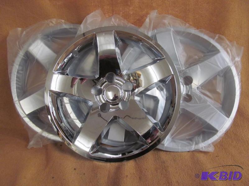 lot 107 image: Wheel covers