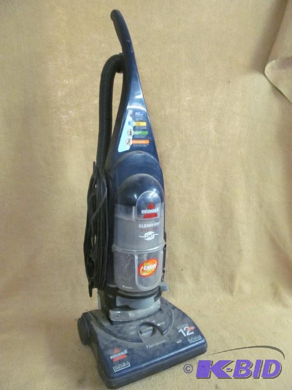 lot 134 image: Vacuum