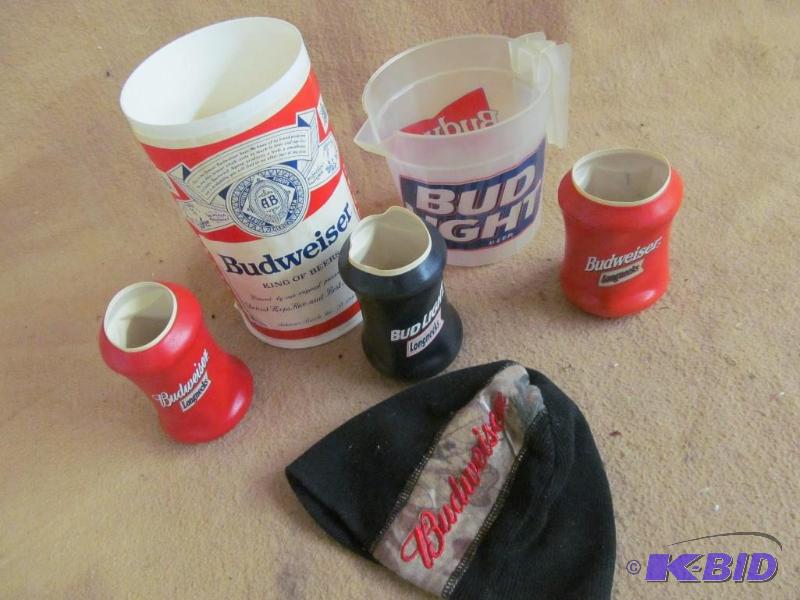 lot 153 image: Pitchers