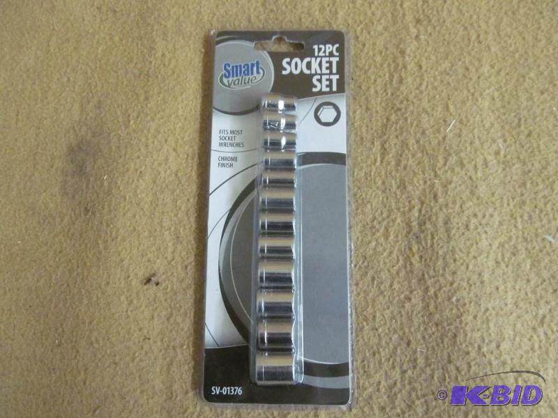 lot 17 image: Socket set