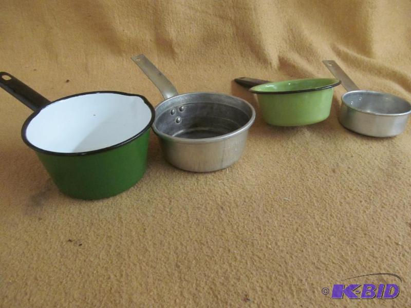 lot 38 image: Kettles