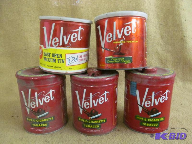 lot 57 image: Tobacco tins