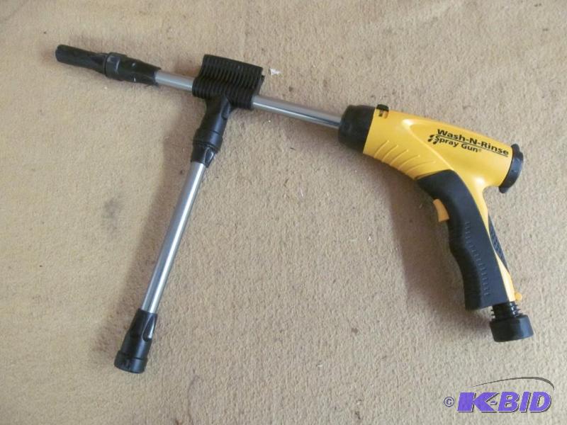 lot 71 image: Spray gun