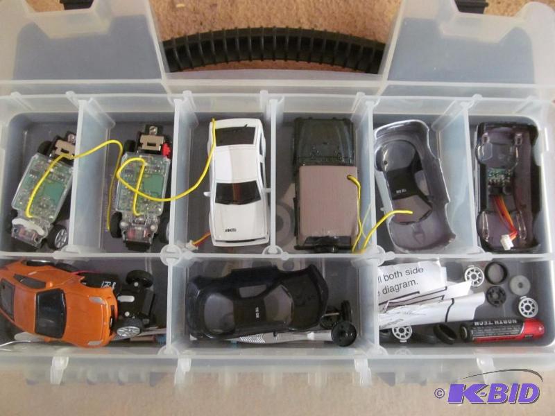 lot 77 image: Race car kit