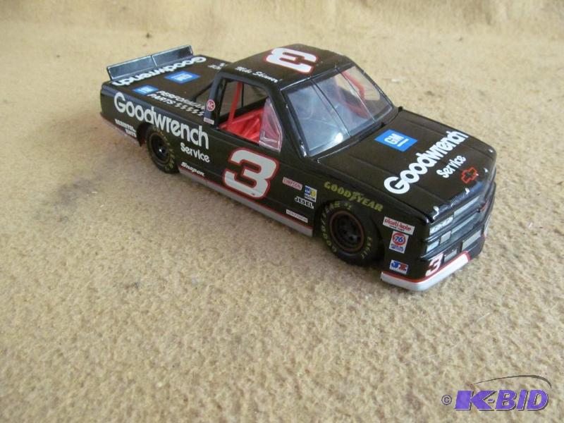 lot 98 image: Race Truck