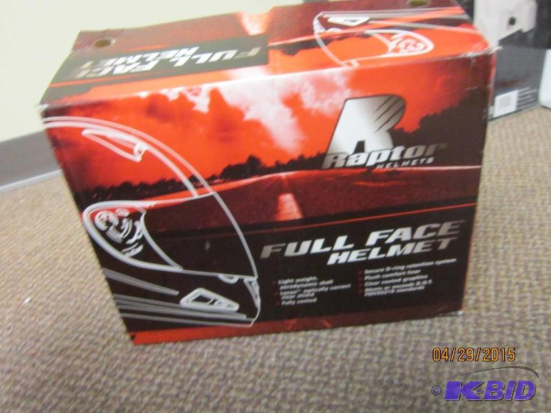 lot 22 image: Raptor Full Face Snow Helmet with Asphalt Graphic (Gloss Black, Medium)
