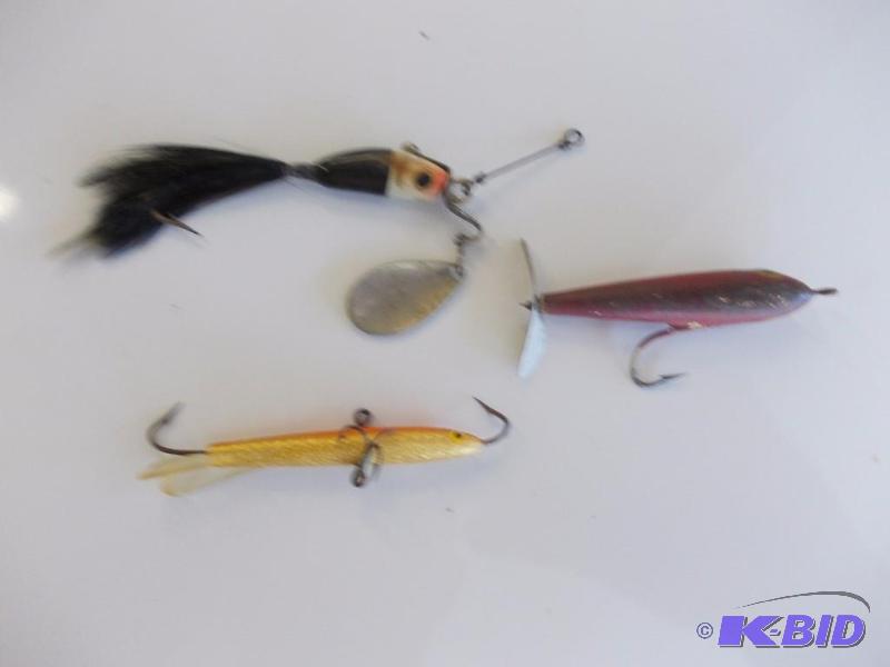lot 128 image: 3-Lures (Heddon Spin Fish #2, 2-Other)...