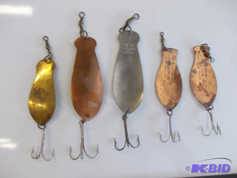 lot 174 image: 5 Spoons 3-K-B, 2-Bayfield...