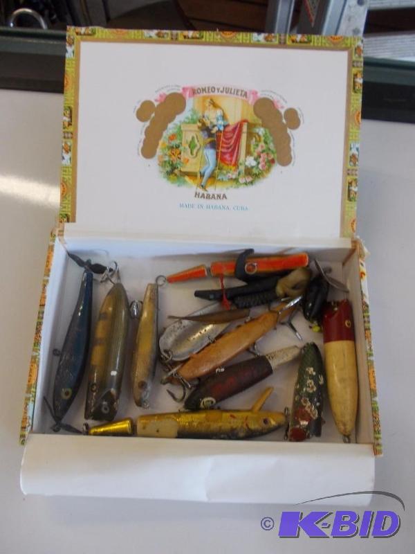 lot 202 image: Cigar box Full Of vintage Tackle...
