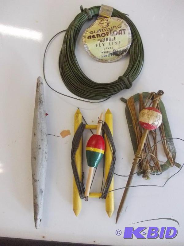 lot 208 image: Bobbers, Fly Line, Pocket Fisherman...
