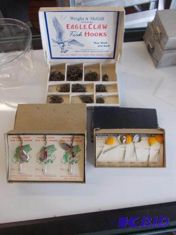 lot 217 image: Vintage Fishing Tackle In Original Packages...