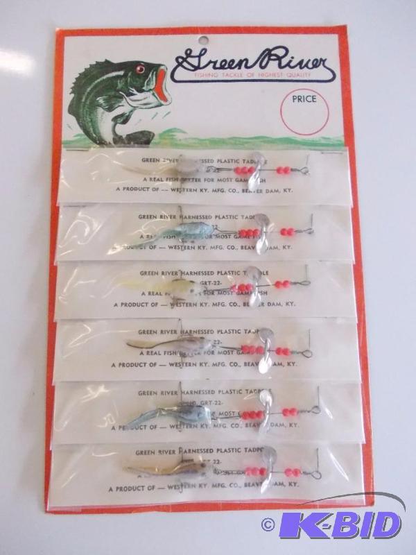 lot 229 image: Vintage Green River Fishing Lure Display...