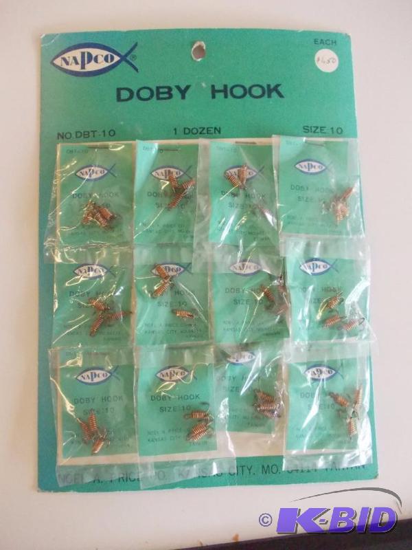 lot 231 image: Vintage Doby Hook Display...