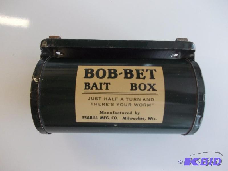 lot 246 image: Bob-Bet Bait Box...
