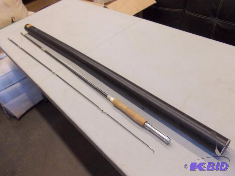 lot 38 image: Custom Built 800 True Temper #805 Fly Rod Wit...