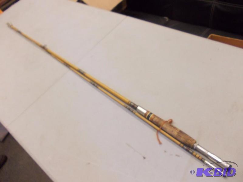 lot 62 image: Vintage Heddon Pal #8469 Mark 5 9 Fly Rod...