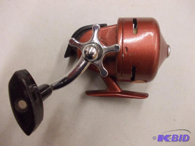 lot 98 image: Vintage Berkley No. 305 Reel...