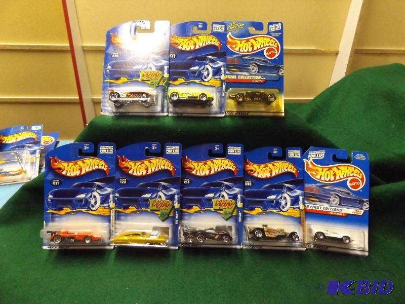 Hot Wheels group of 8