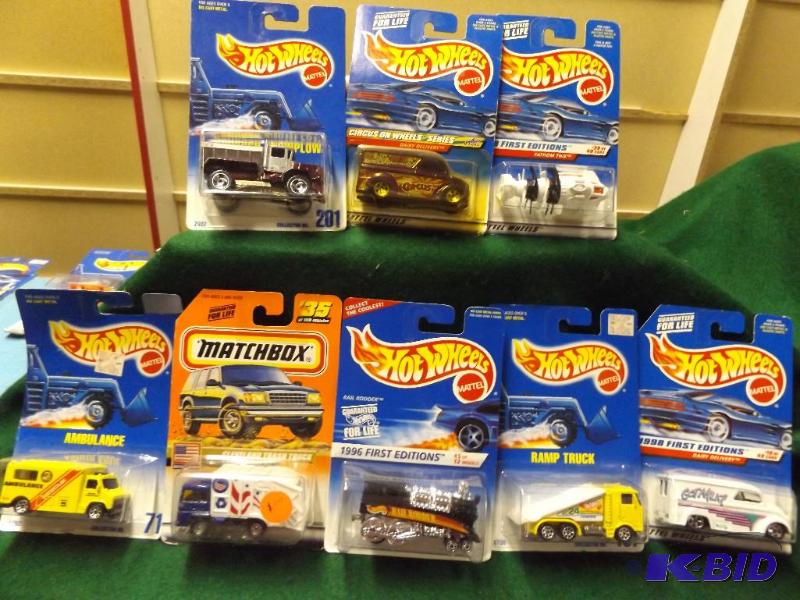 Hot Wheels & Matchbox group of 8