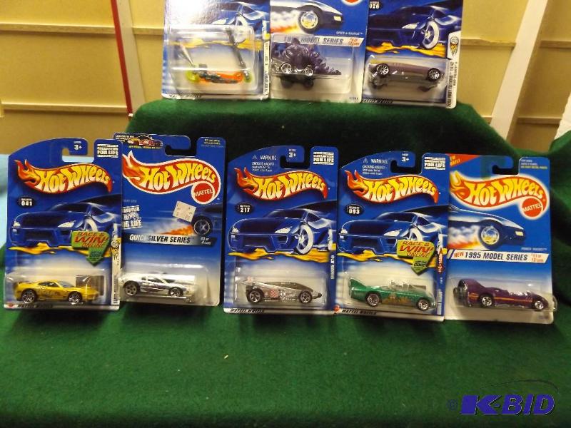Hot Wheels group of 8
