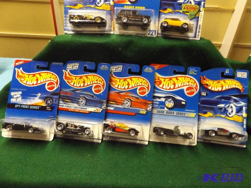 Hot Wheels group of 8