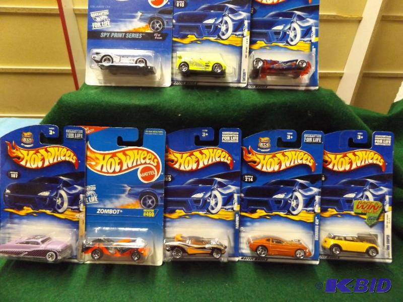Hot Wheels group of 8