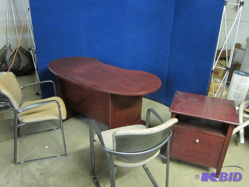 Desk and Chairs