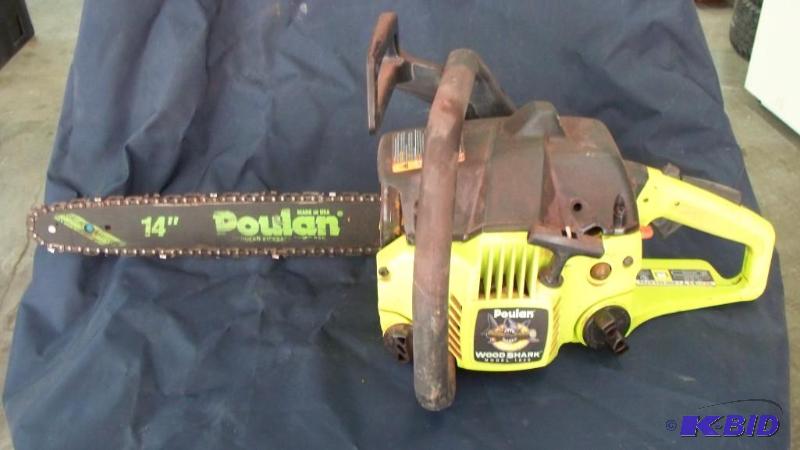Poulan wood shark model 1950...