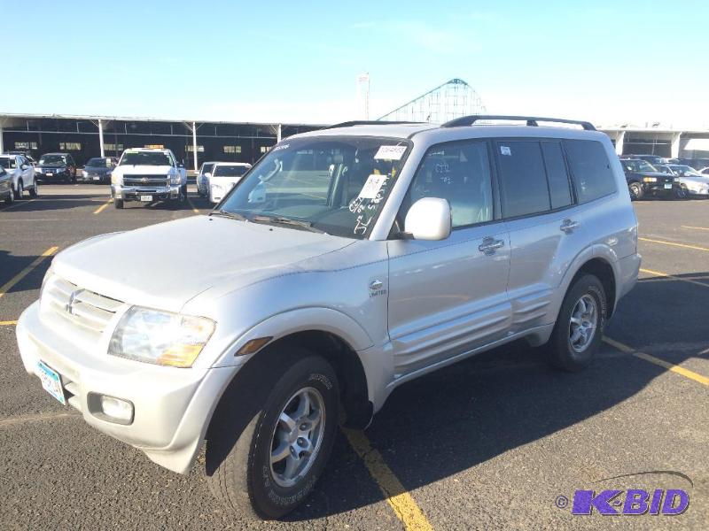 2002 Mitsubishi Montero