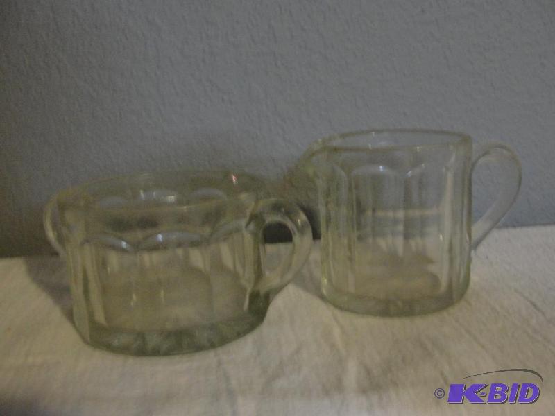 Glass sugar and creamer