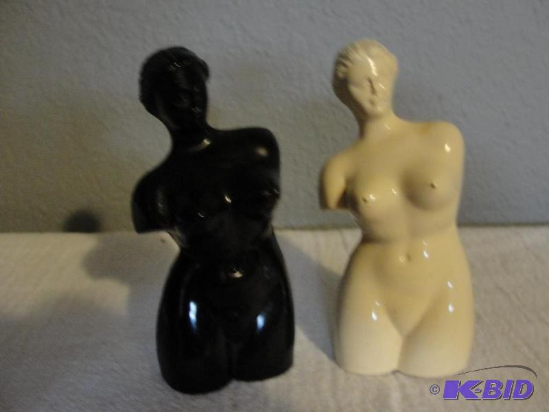 Sculpture Salt and Pepper Shakers