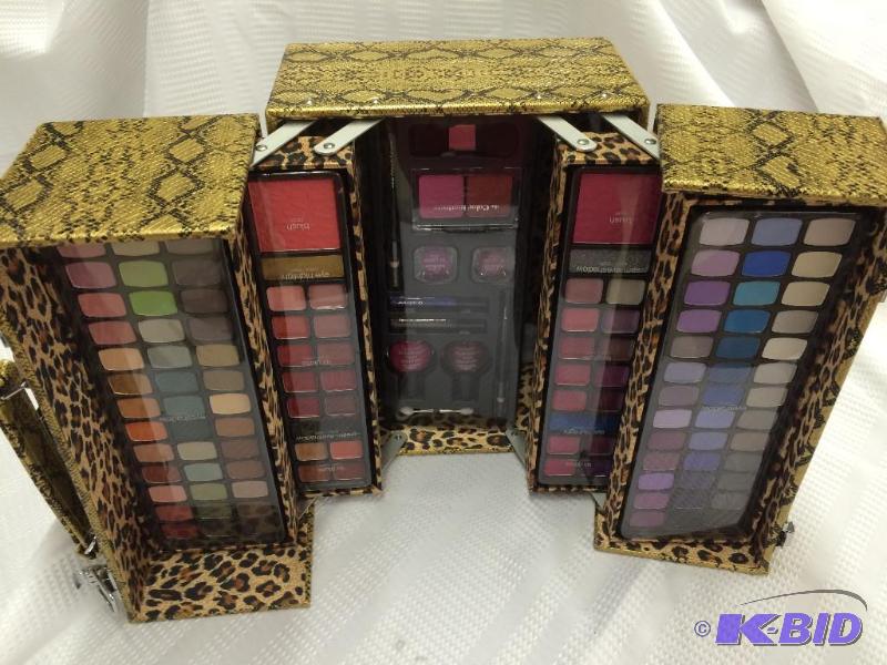 make up kit with case
