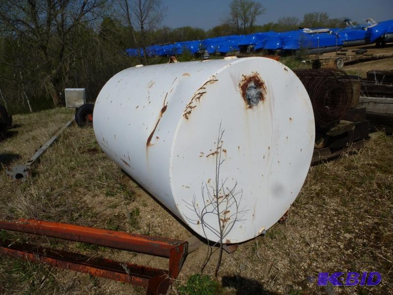 Steel waste oil tank 500 gallon. Has hole cu...