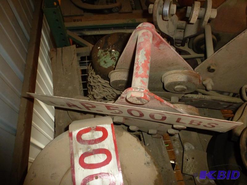 Chain hoist 500 Lb capacity....
