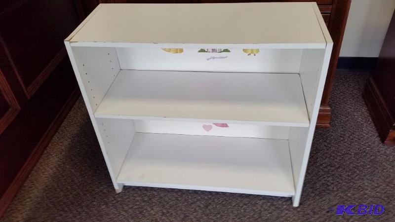 lot 12 image: White Book Case