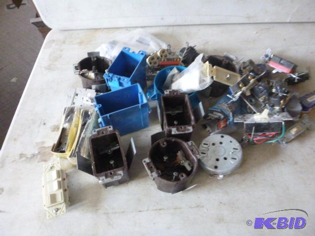 lot 103 image: Miscellaneous Electrical Items...