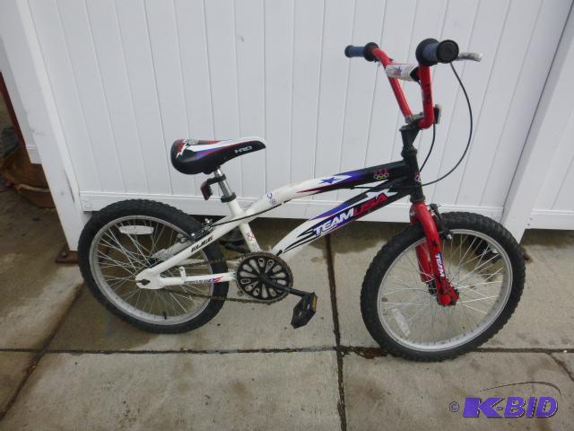 lot 130 image: Team USA Elite Bicycle...