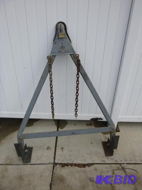lot 147 image: Car Tow Bar...