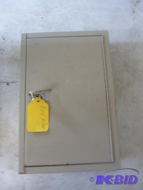 lot 150 image: Key Cab...