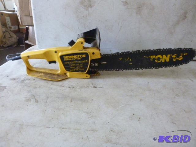 lot 152 image: Remington Power Cutter Electric Chain Saw Mod...