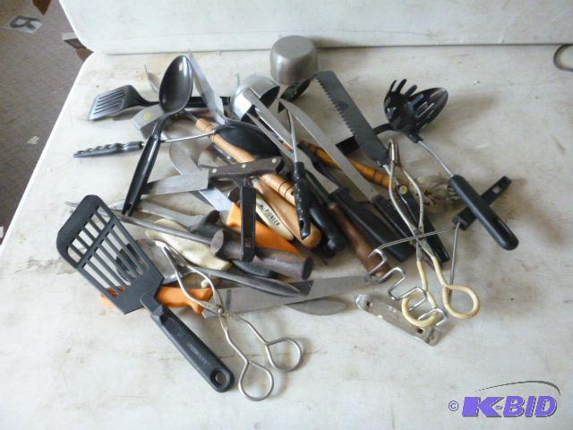 lot 66 image: Miscellaneous Kitchenwares ...
