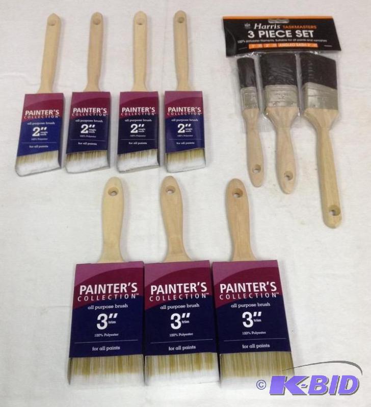 lot 118 image: Collection of Painters Paint Brushes