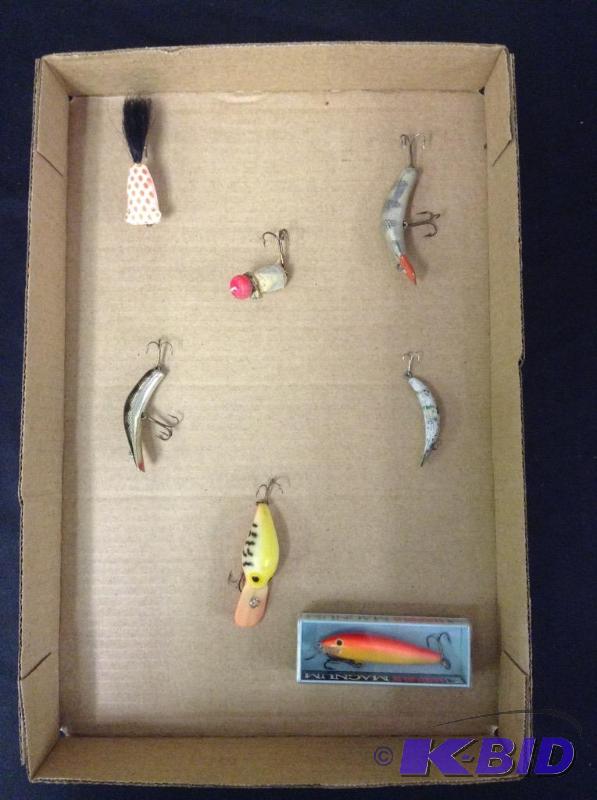 lot 148 image: 6 Fishing Lures