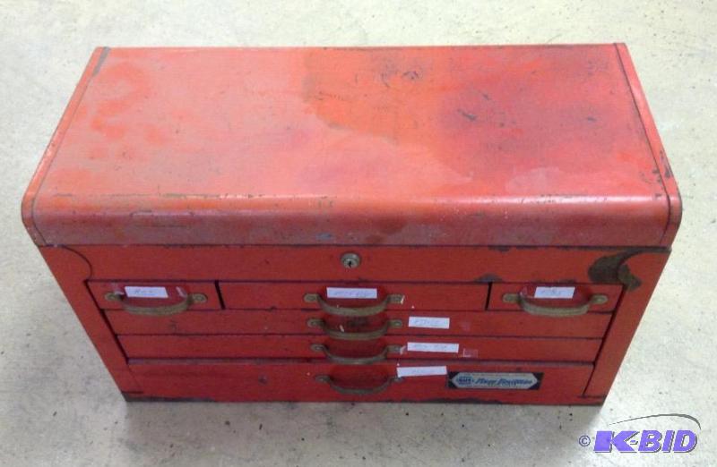 lot 188 image: Metal Napa Tool Chest with Tools