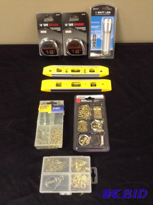 lot 21 image: Assortment of Tool Accessories