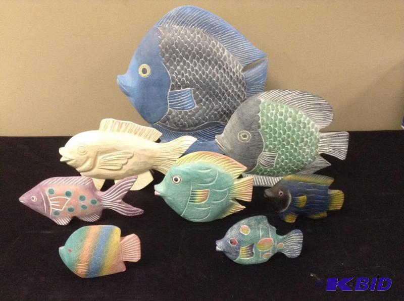 lot 25 image: Collection of Colorful Fish Figurines