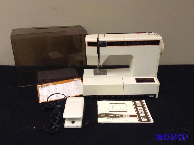 lot 37 image: Montgomery Ward Sewing Machine